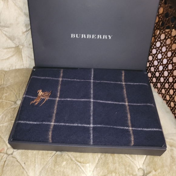 Burberry Other - (SOLD)Authentic Burberry lap wool blanket/wrap